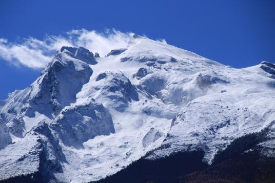 哈巴雪山风景区