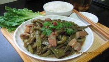 五花肉香炖豆角