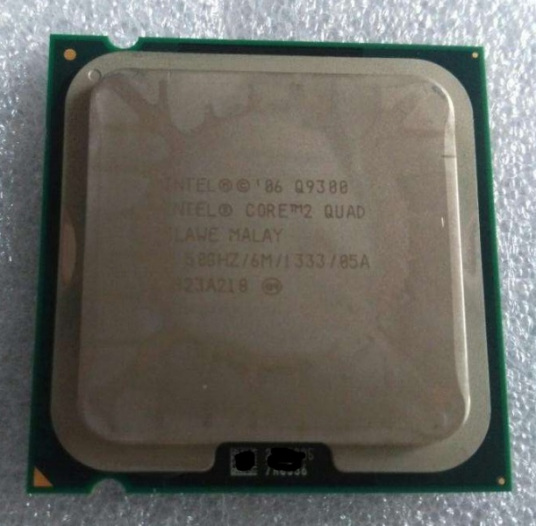 Intel 酷睿2四核 Q9300（盒）