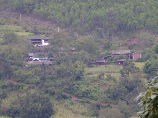 松元村（广东鹤山市沙坪镇松元村）