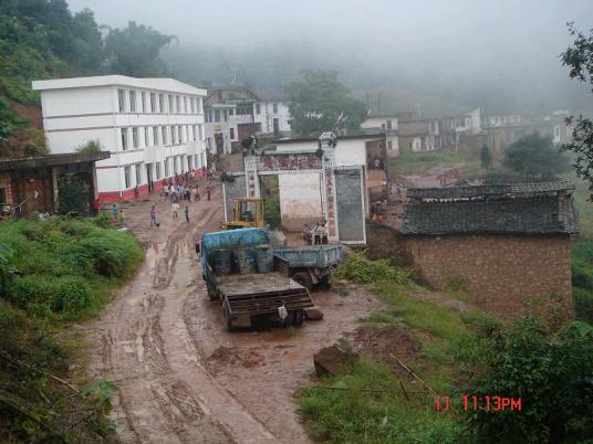 凤凰村（云南省昭通市盐津县兴隆乡辖村）