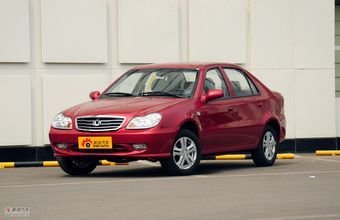 2011款新自由舰1.0L CVVT手动进取型2