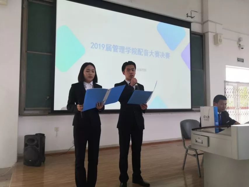 大学学生会招新报名表上的个人简历要怎么写