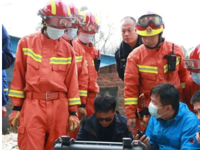 湖南长沙房屋倒塌被困人员敲墙回应，这样的方式能给救援带来哪些帮助？