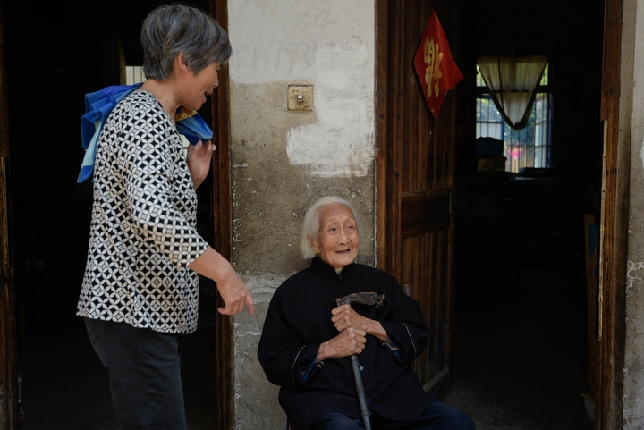 浙江最长寿老人清代出生，今年113岁，她有啥长寿秘诀？